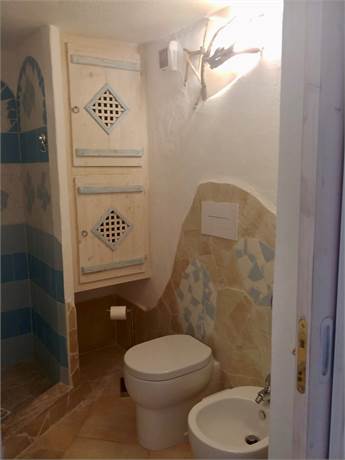 BAGNO CON DOCCIA