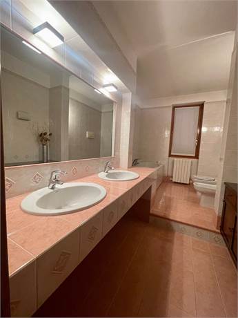 BAGNO PADRONALE + VASCA (1)