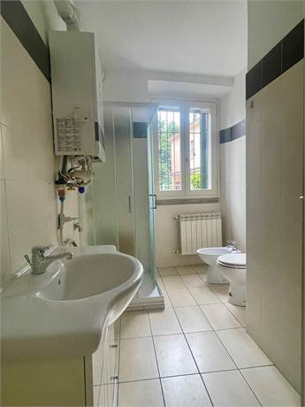 BAGNO CON DOCCIA