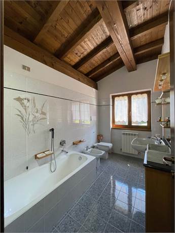 BAGNO PADRONALE CON VASCA